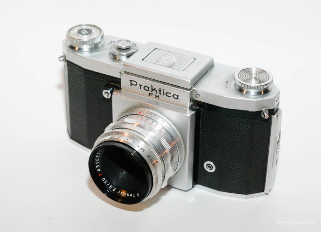 Пленочный фотоаппарат Praktica FX2 (1954)