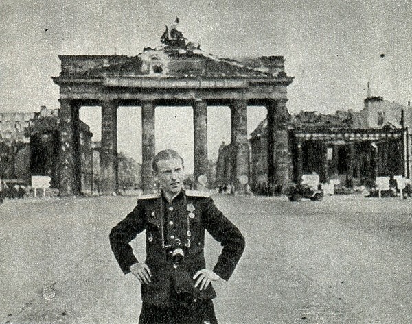 Военный фотокорреспондент Юрий Андреевич Чернышев