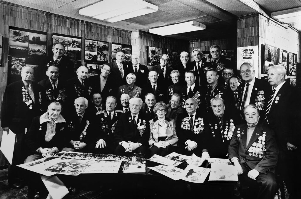Uchastniki vstrechi v redakcii v 1985