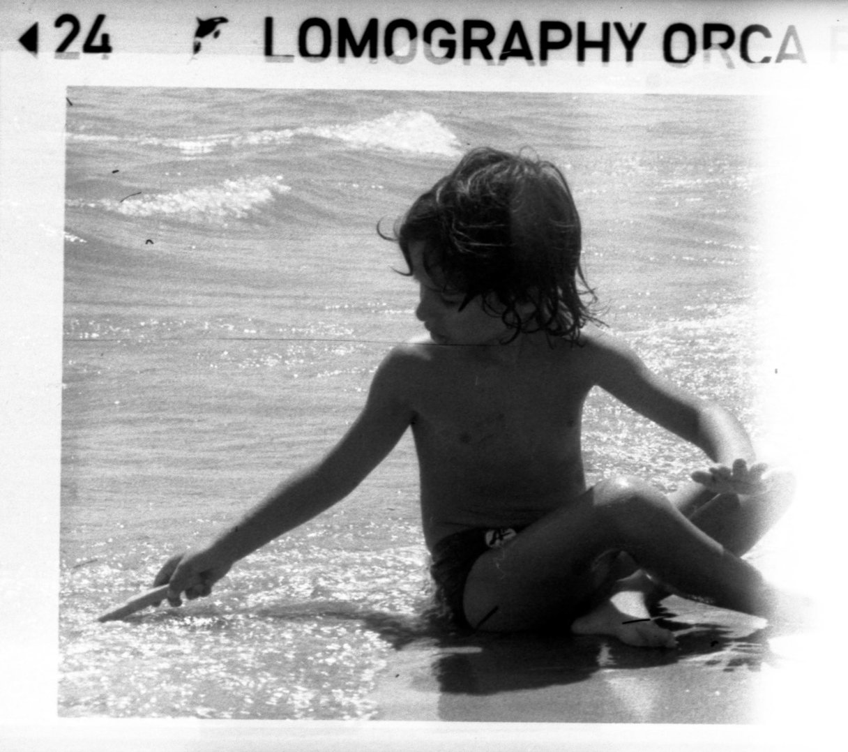 LOMOGRAPHY ORCA 100 B&W (110)